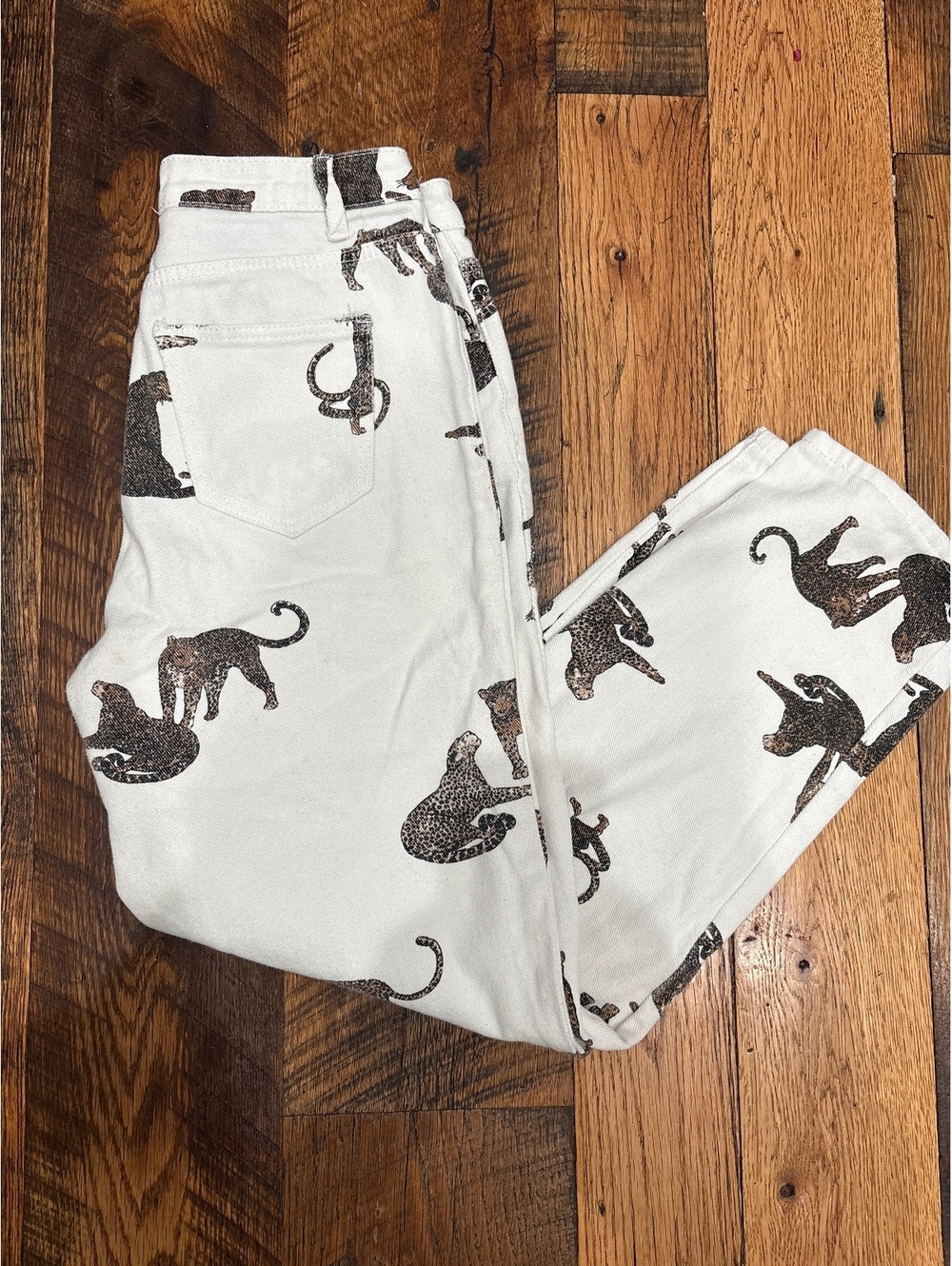 Tiger print safari jeans harajuku whimsigoth, high waisted white jeans . Small.